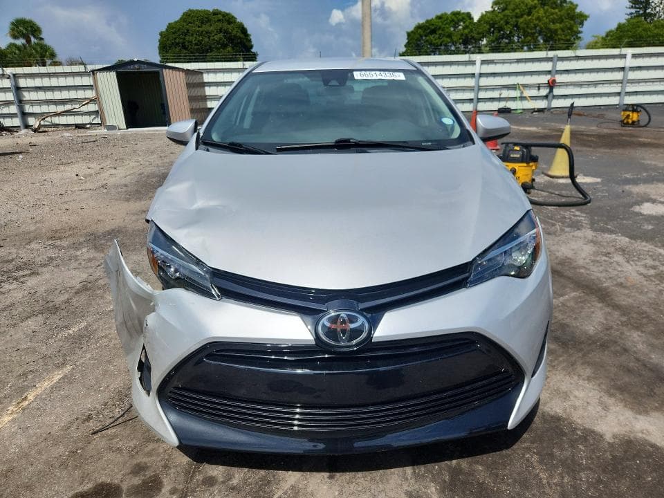 2017 TOYOTA COROLLA LE 5
