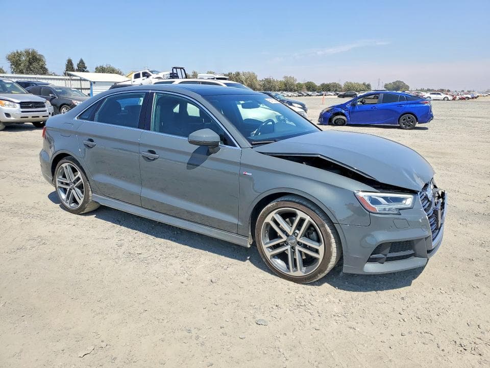 2017 AUDI A3 PREMIUM PLUS 4