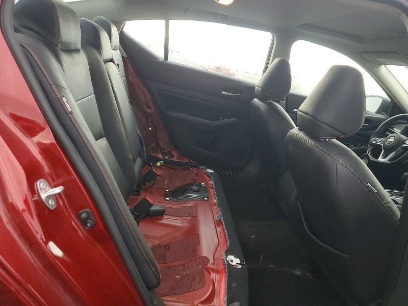 2024 NISSAN ALTIMA SR 10