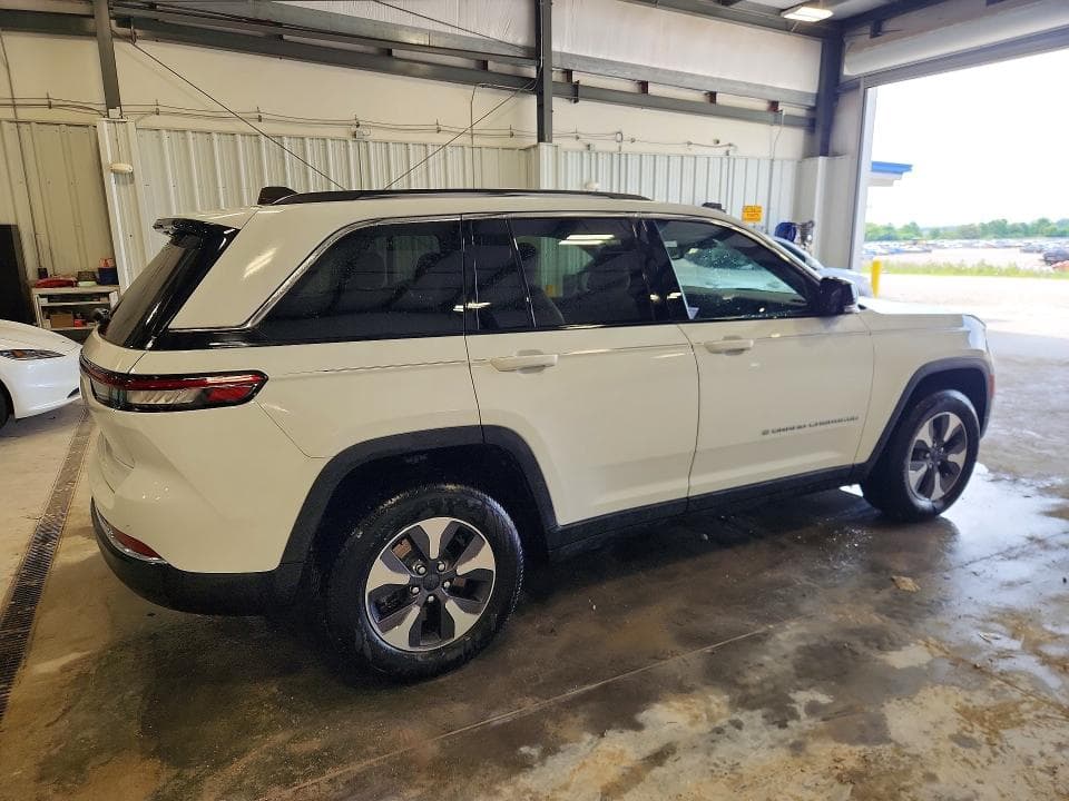 2023 JEEP GRAND CHEROKEE LIMITED 4XE 3