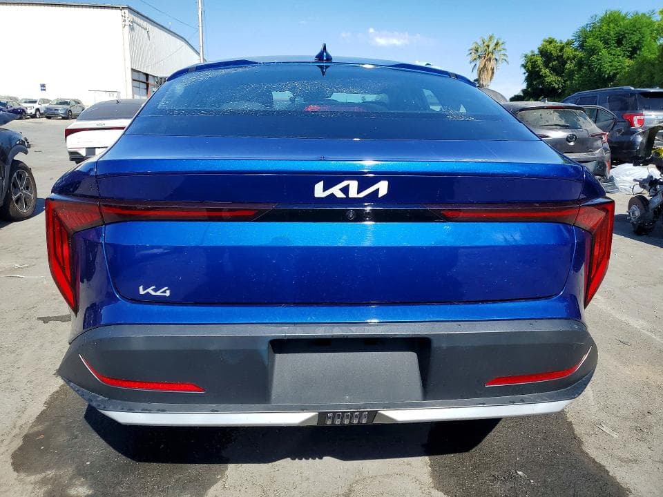 2026 KIA K4 LXS 6