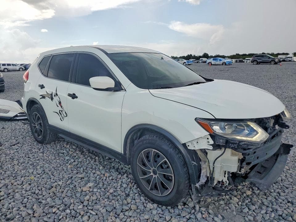2017 NISSAN ROGUE S 4