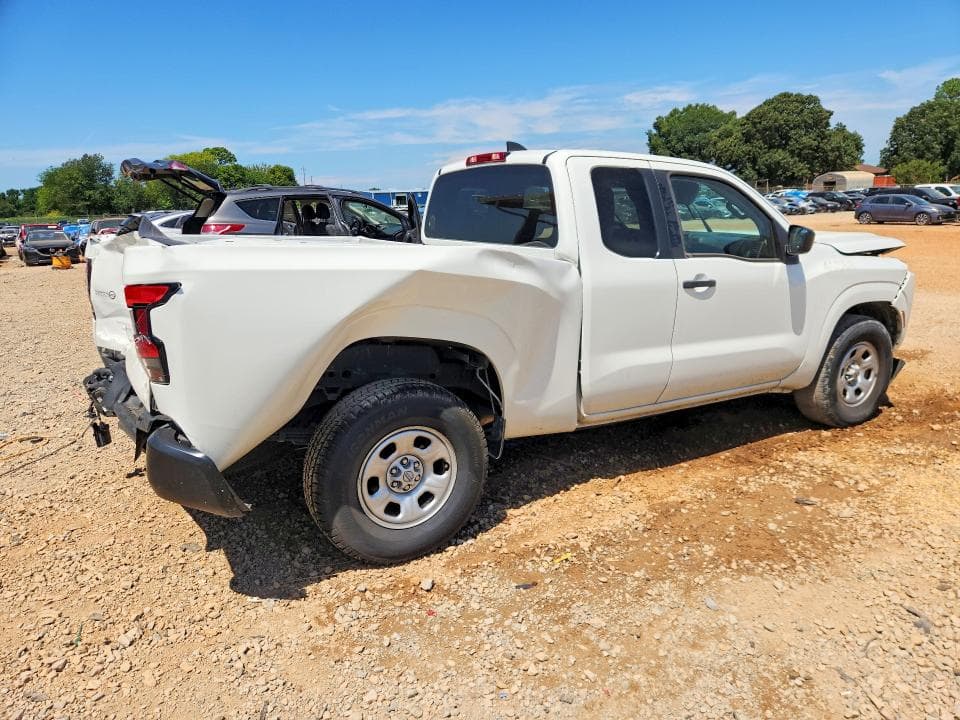 2023 NISSAN FRONTIER S 3
