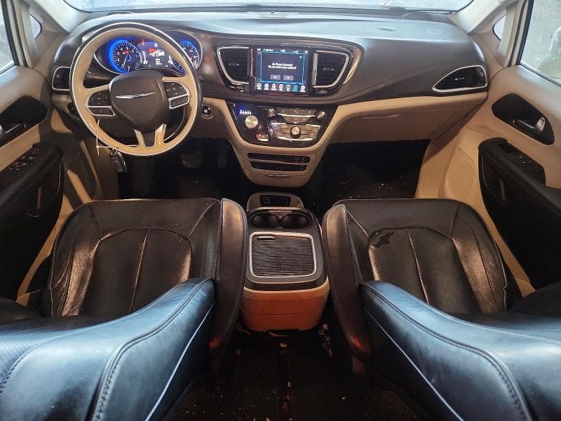 2018 CHRYSLER PACIFICA LIMITED 8