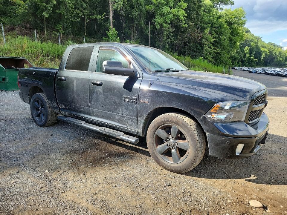 2018 RAM 1500 SLT 4