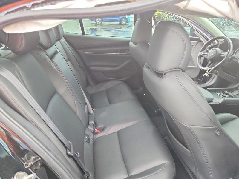 2021 MAZDA 3 SELECT 10