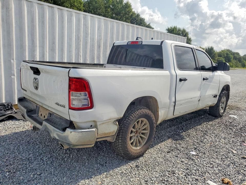 2023 RAM 1500 BIG HORN 3