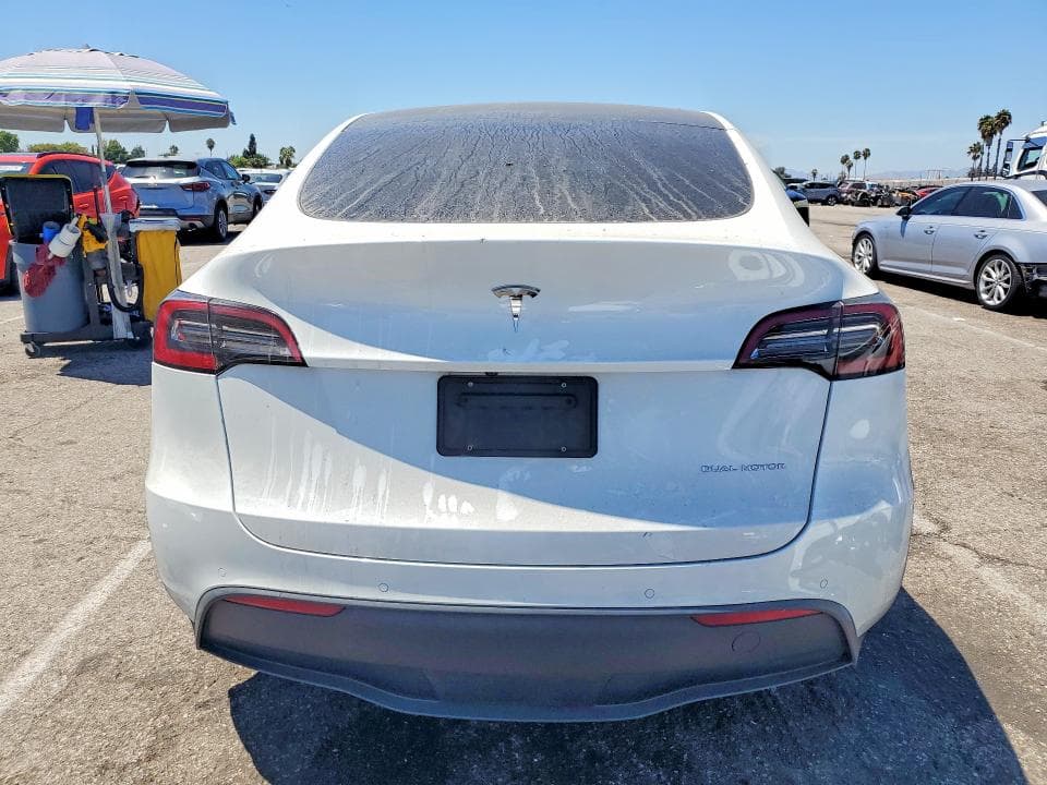 2022 TESLA MODEL Y 6