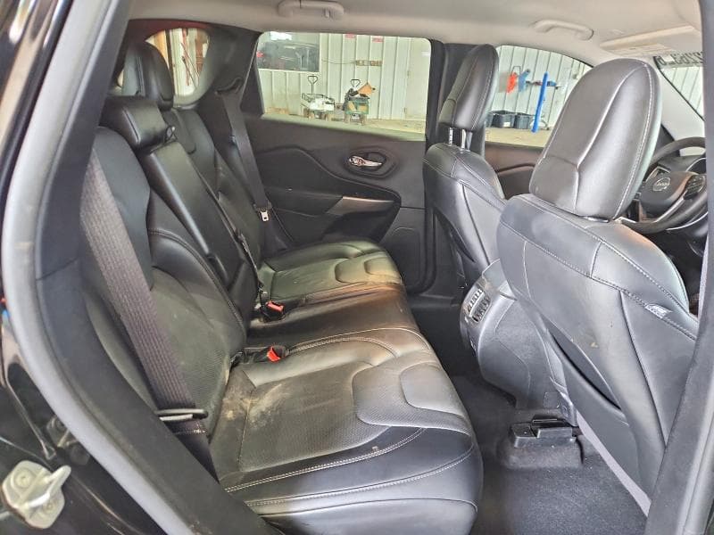 2021 JEEP CHEROKEE LATITUDE LUX 11