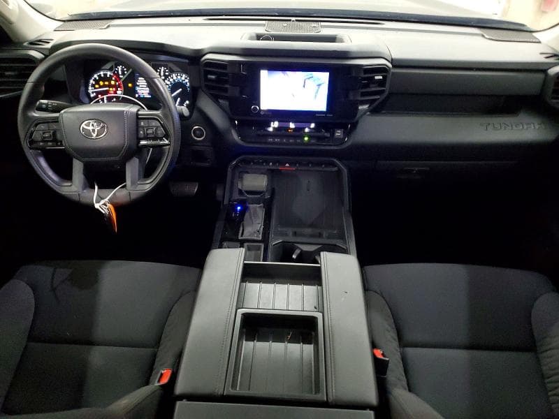 2023 TOYOTA TUNDRA SR 8