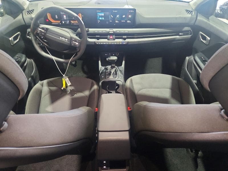 2026 KIA K4 LXS 8