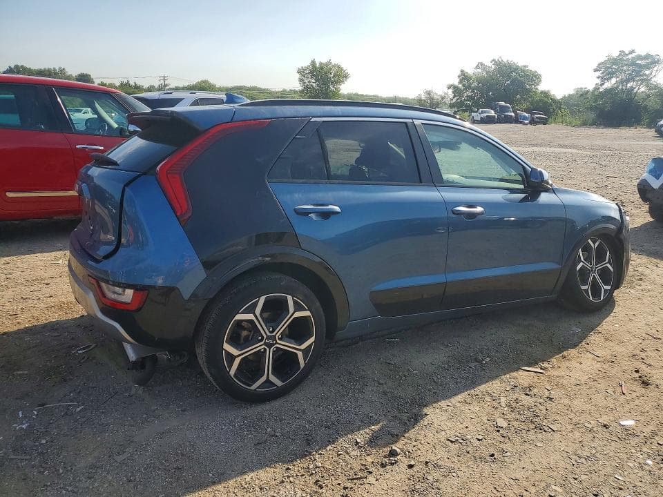 2023 KIA NIRO SX 3