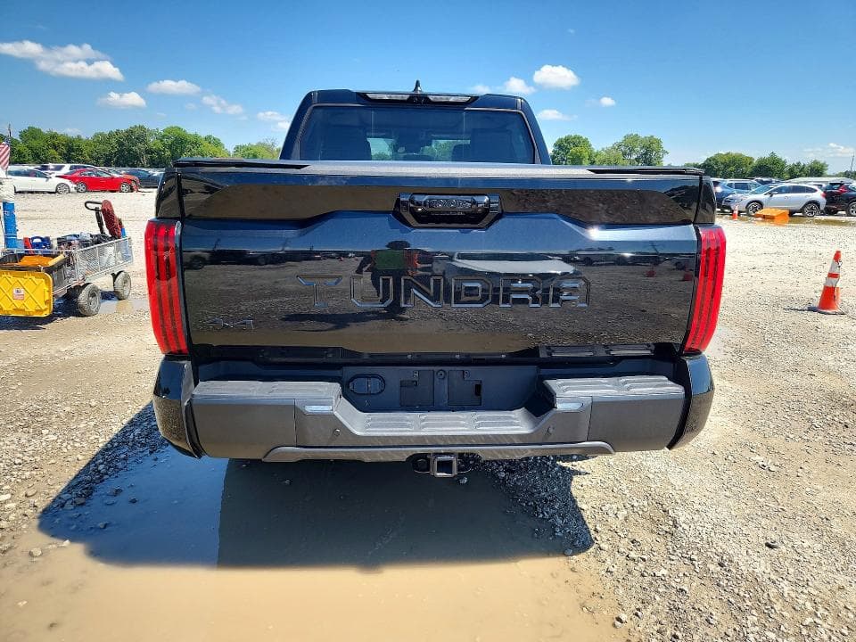 2024 TOYOTA TUNDRA LIMITED HV 6