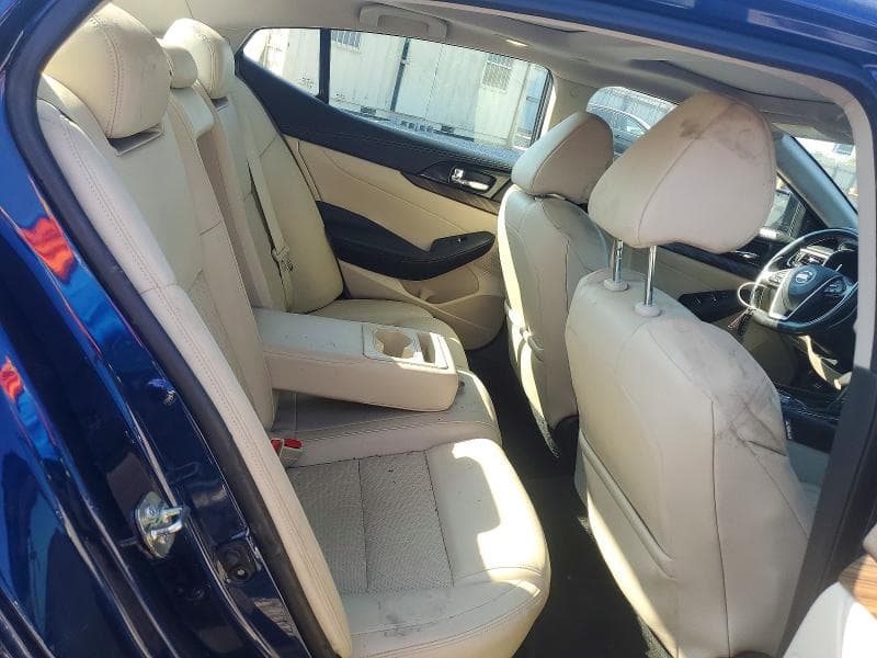 2017 NISSAN MAXIMA PLATINUM 10