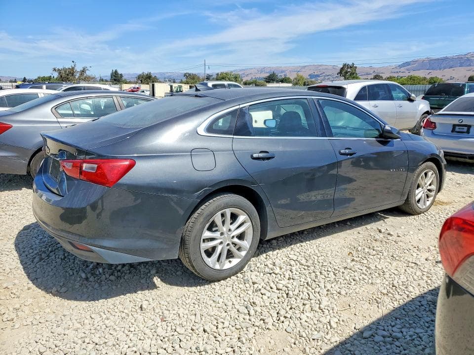 2017 CHEVROLET MALIBU LT 3