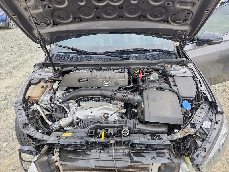 2021 MERCEDES-BENZ A 220 11