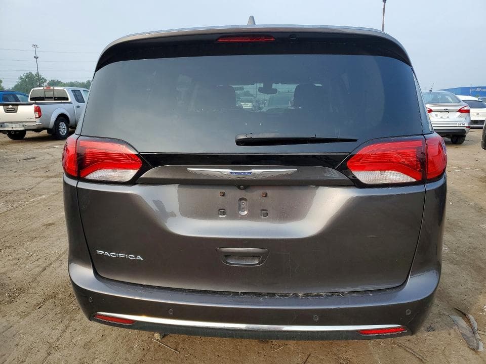 2018 CHRYSLER PACIFICA TOURING L 6