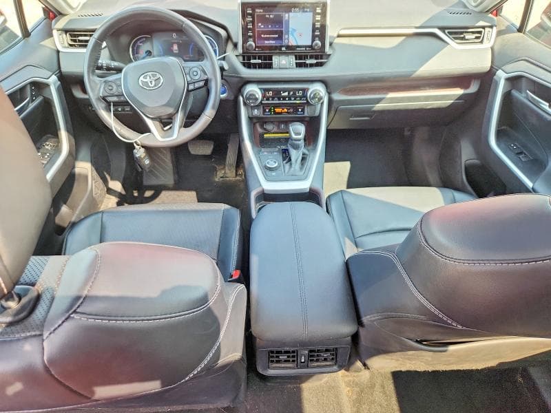 2021 TOYOTA RAV4 LIMITED 8