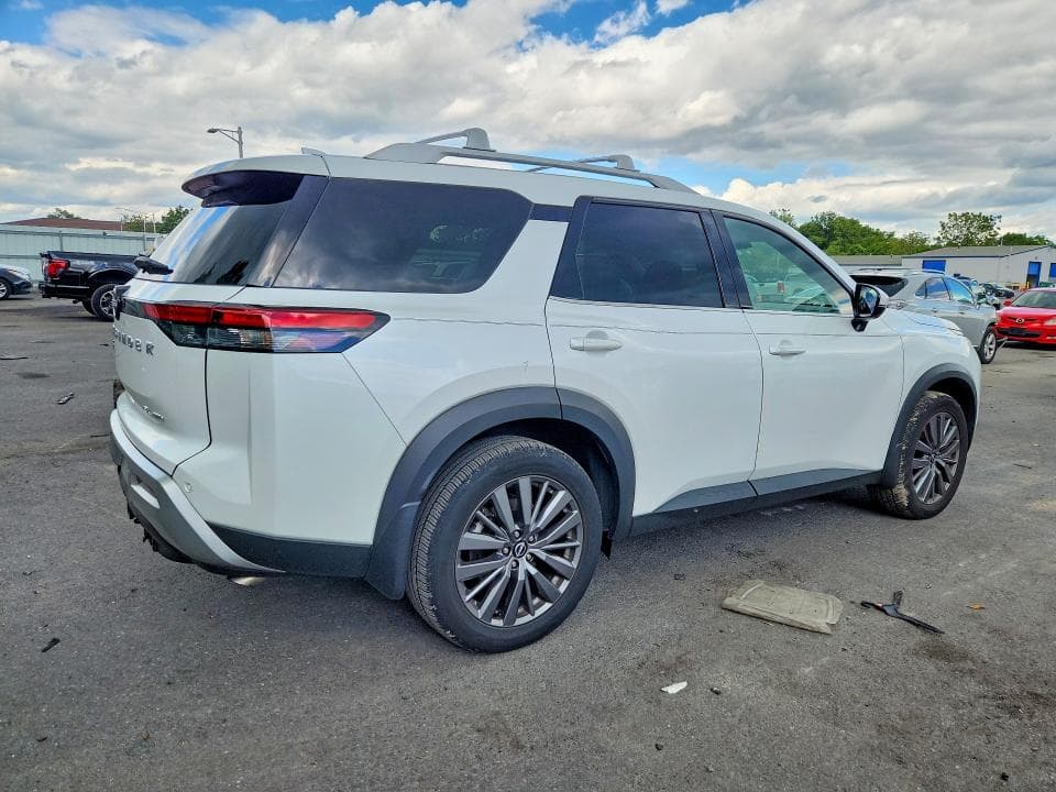 2025 NISSAN PATHFINDER SL 3