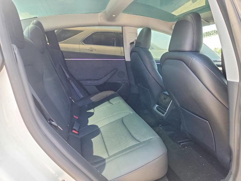 2024 TESLA MODEL 3 10