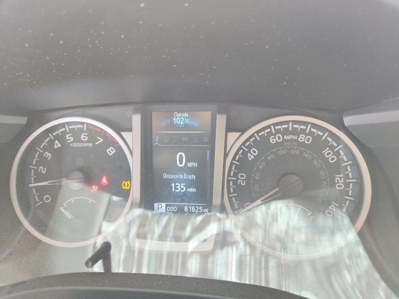 2022 TOYOTA TACOMA SR5 V6 9