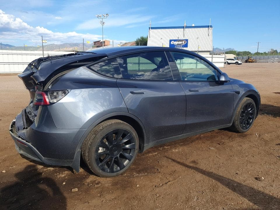 2023 TESLA MODEL Y 3