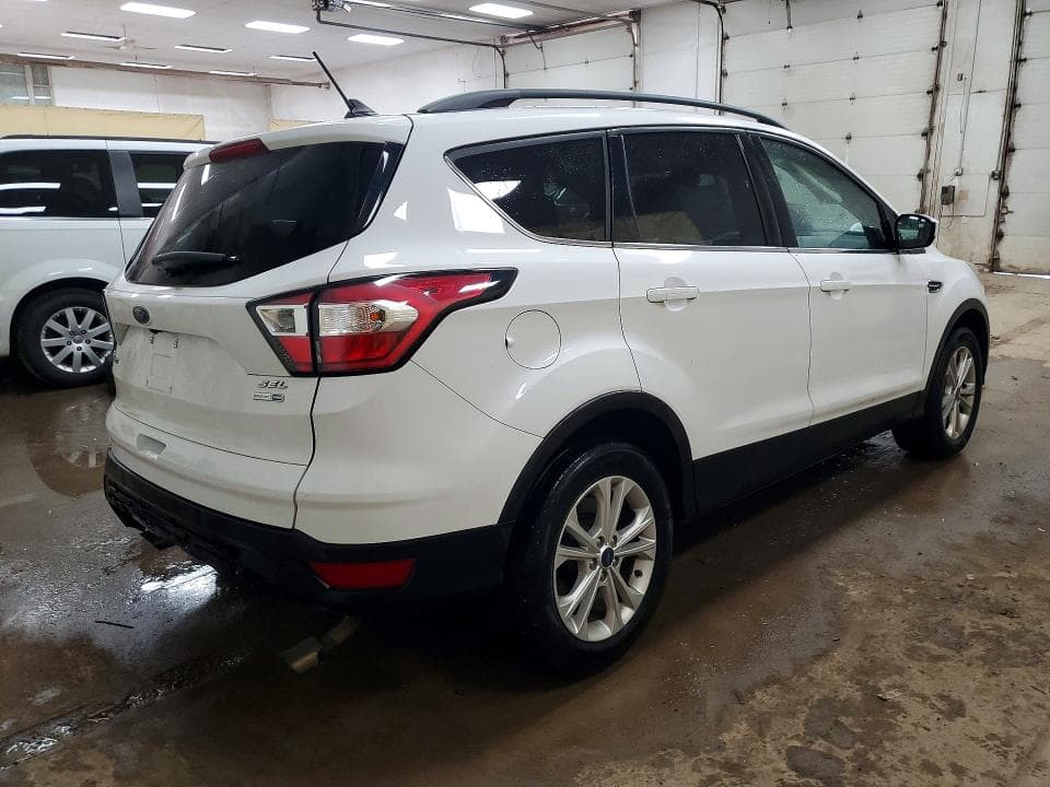 2018 FORD ESCAPE SEL 3