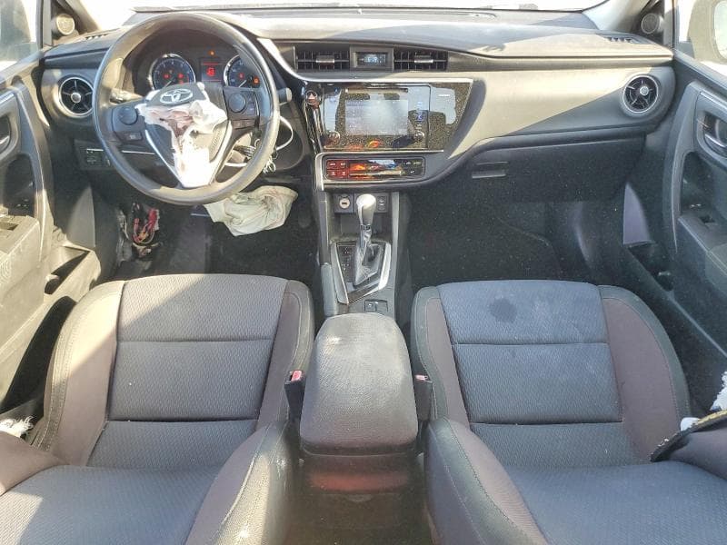 2017 TOYOTA COROLLA LE 8