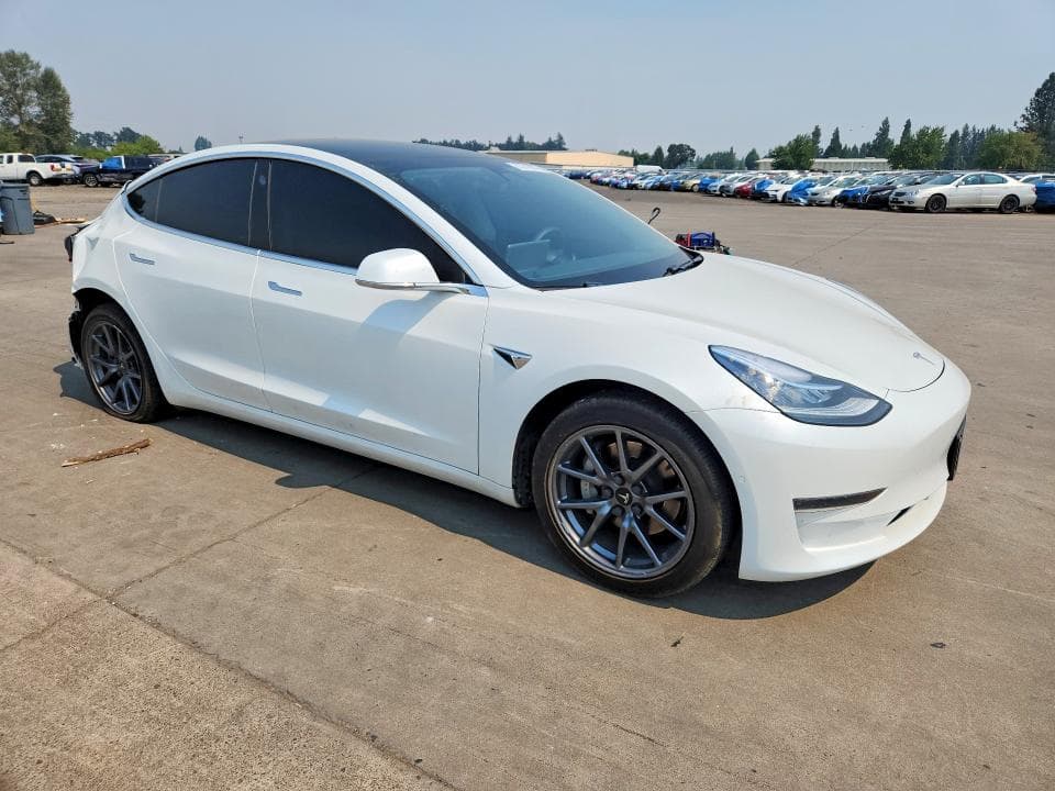 2020 TESLA MODEL 3 4