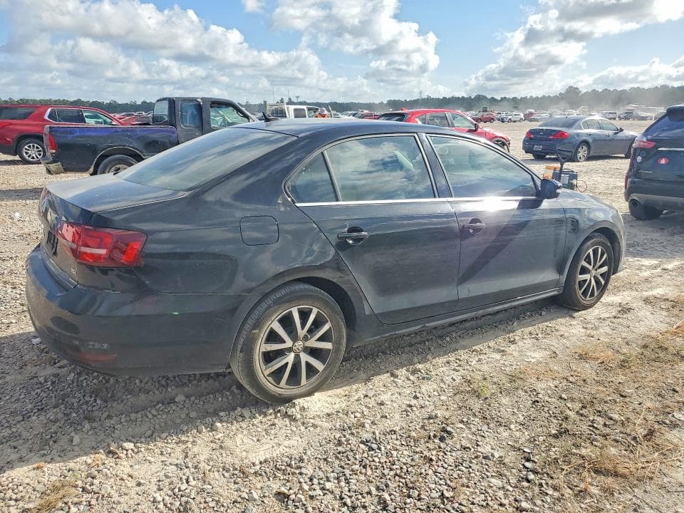 2017 VOLKSWAGEN JETTA SE 3