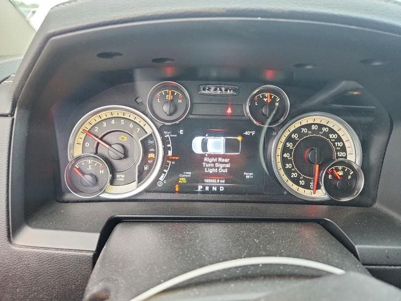 2017 RAM 1500 LARAMIE 9