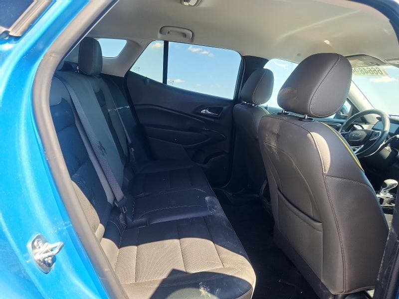 2025 CHEVROLET TRAX ACTIV 11