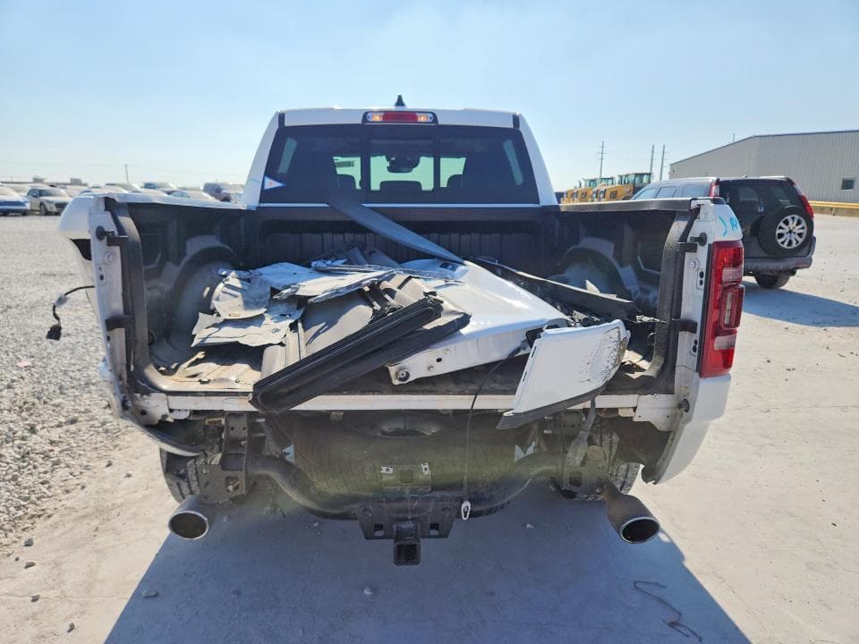 2021 RAM 1500 LARAMIE 6