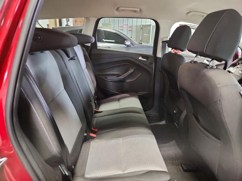 2017 FORD ESCAPE SE 11