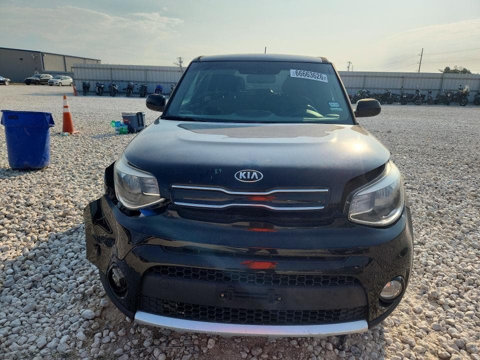 2017 KIA SOUL + 5