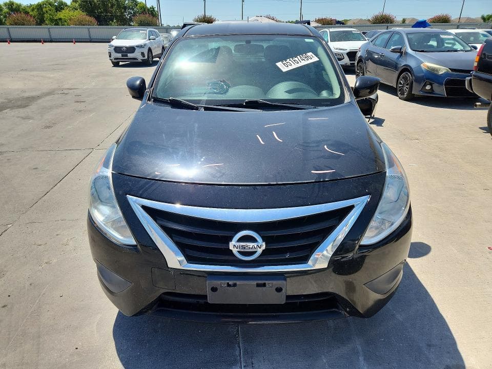 2019 NISSAN VERSA S 5