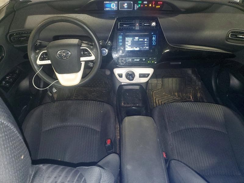 2017 TOYOTA PRIUS TWO 8