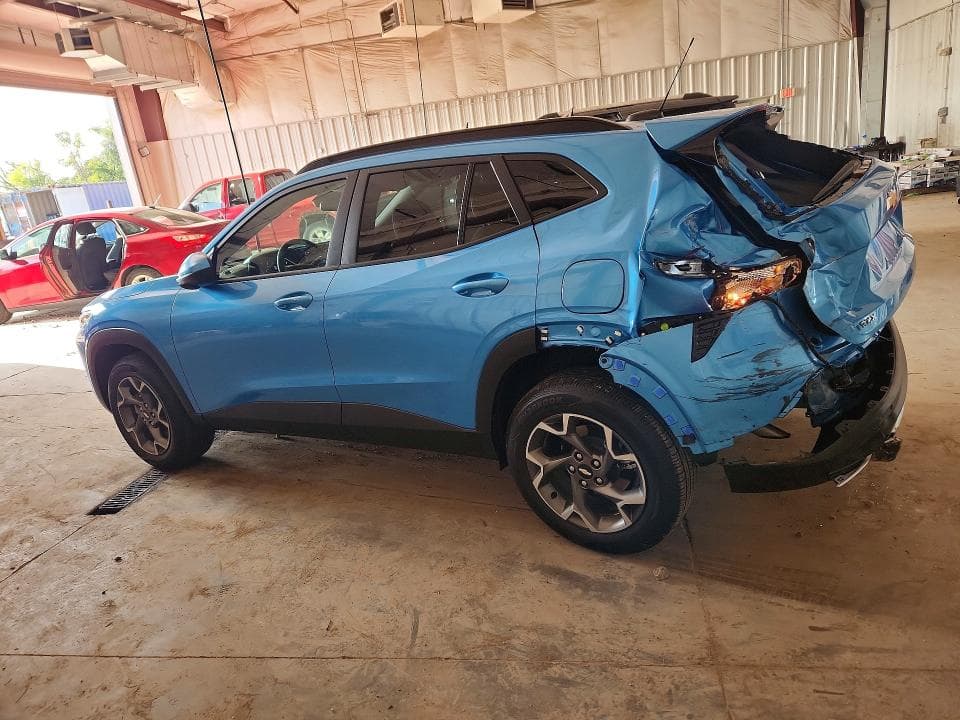 2025 CHEVROLET TRAX 1LT 2