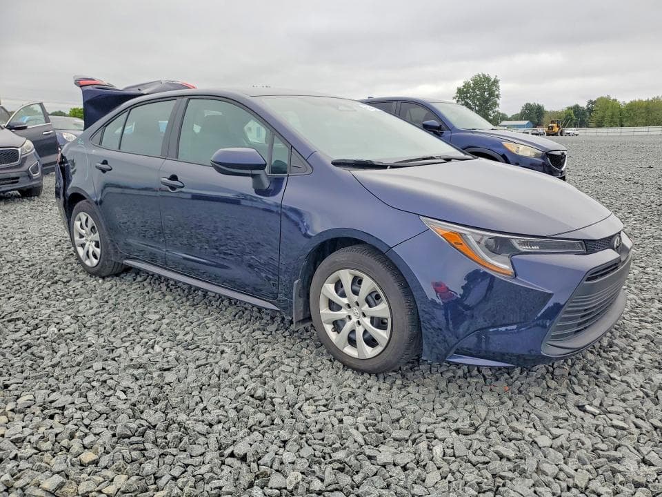 2025 TOYOTA COROLLA LE 4