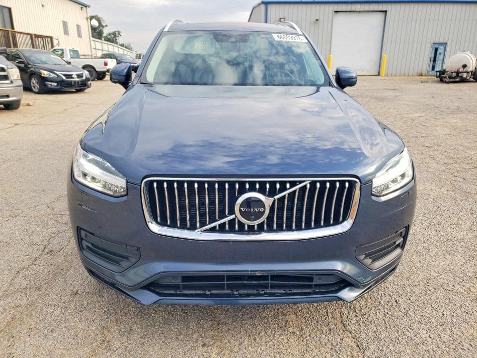 2021 VOLVO XC90 T6 MOMENTUM 5