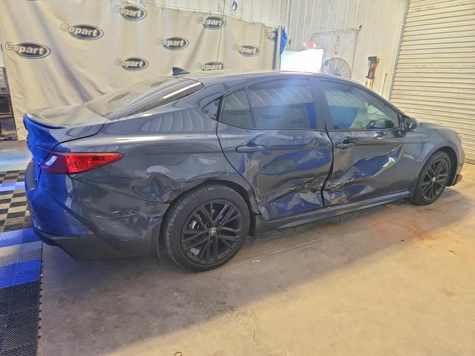 2026 TOYOTA CAMRY SE 3