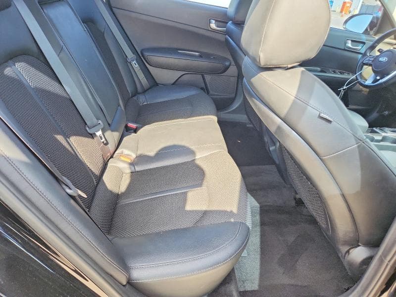2019 KIA OPTIMA S 10