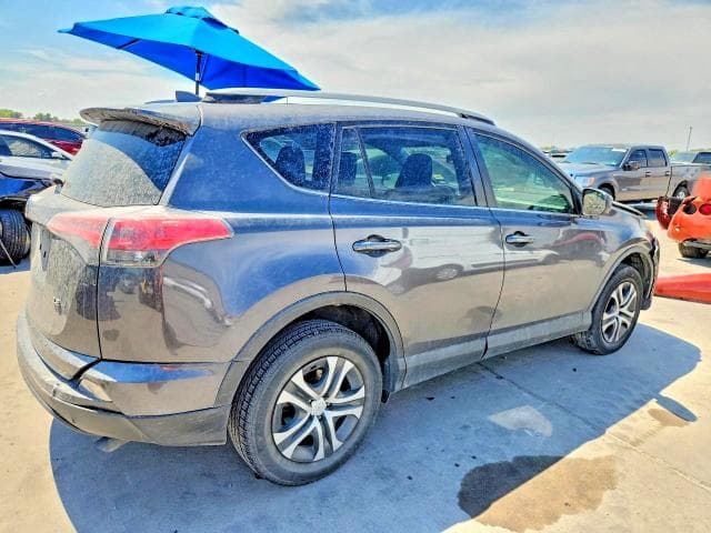 2017 TOYOTA RAV4 LE 3