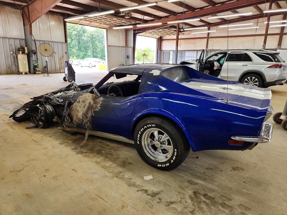1973 CHEVROLET CORVETTE 2