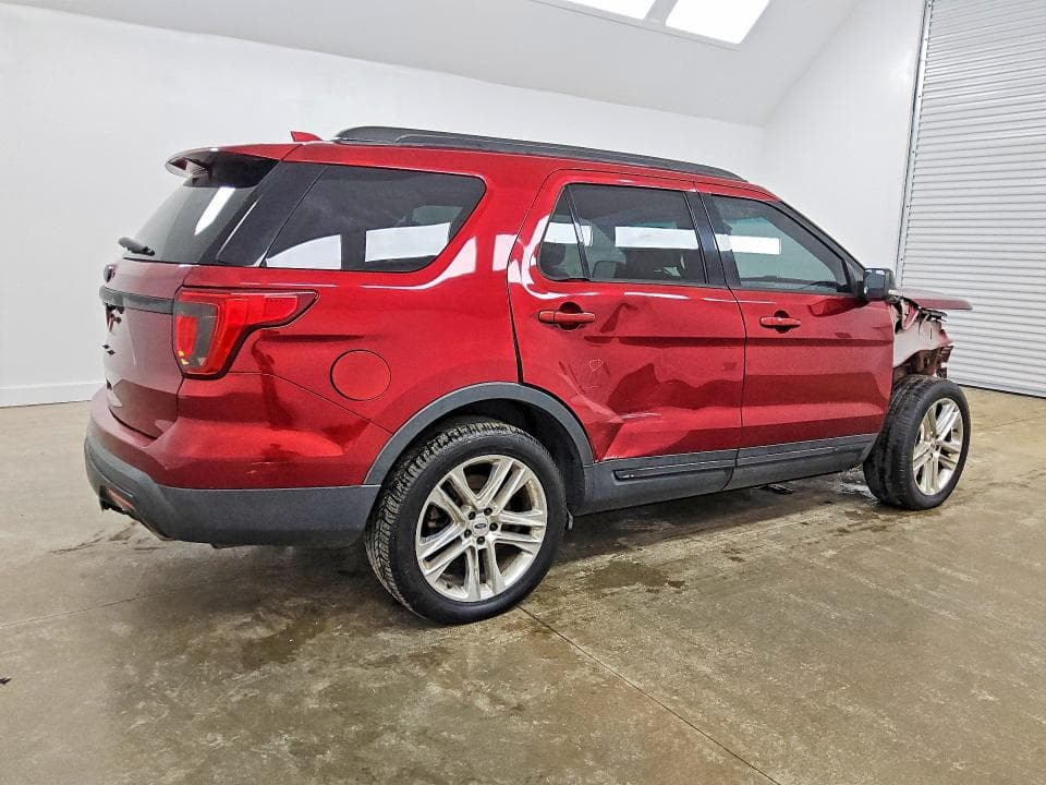 2017 FORD EXPLORER XLT 3