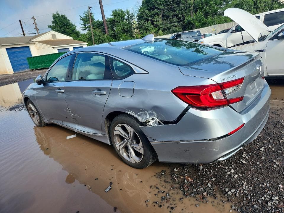 2019 HONDA ACCORD EX 2
