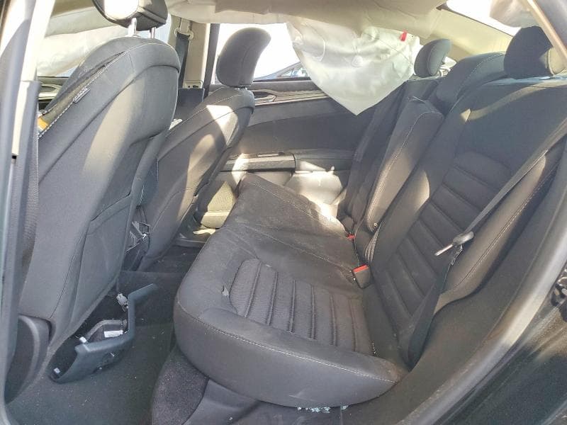 2017 FORD FUSION SE 10