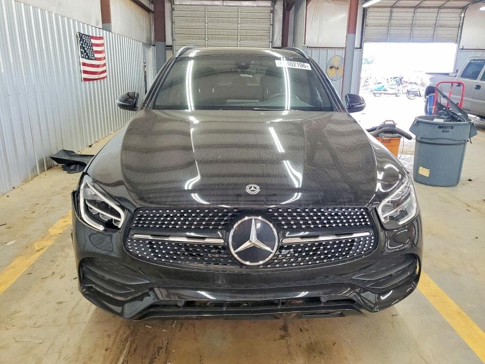 2020 MERCEDES-BENZ GLC 300 4MATIC 5