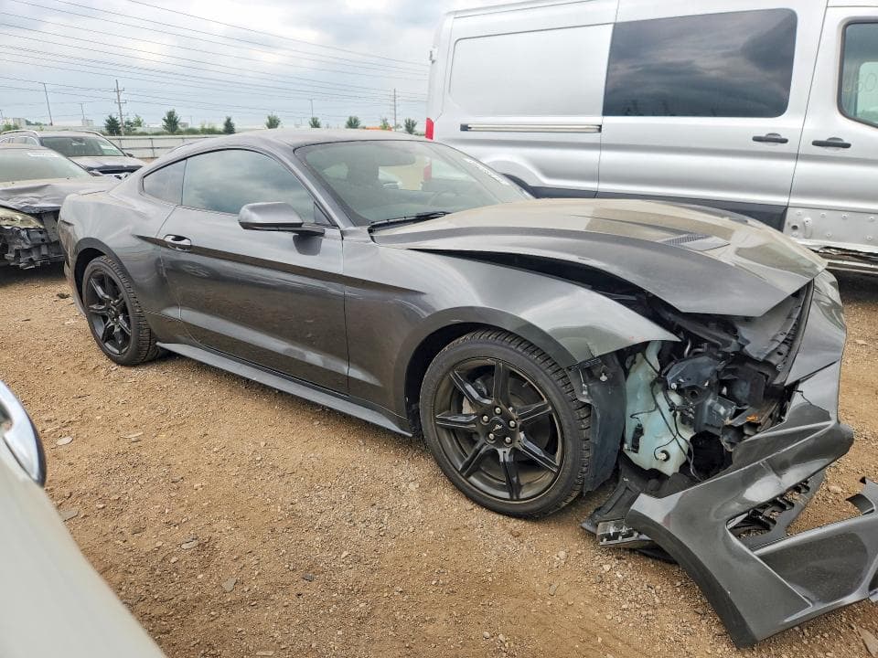 2019 FORD MUSTANG 4