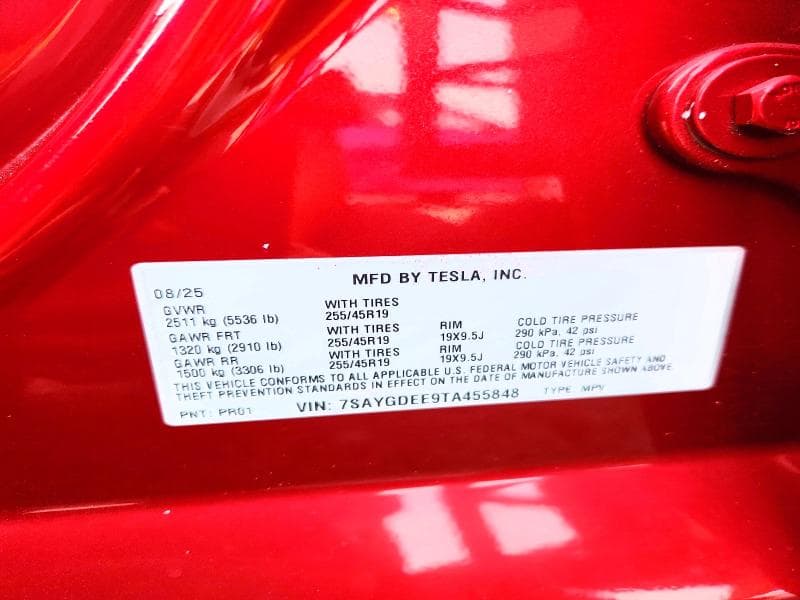 2026 TESLA MODEL Y 12